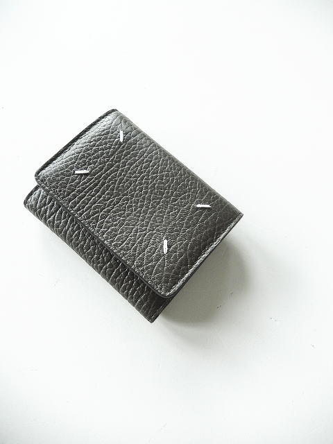 Maison Margiela【メゾンマルジェラ】正規取り扱い店、通販可能 ON